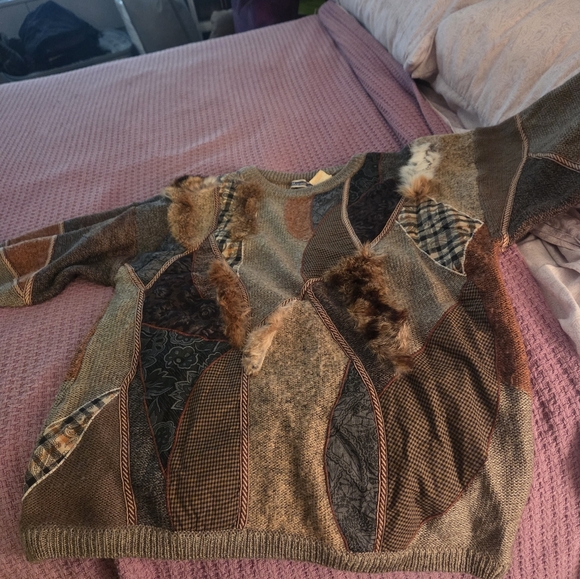 Earthy Patchwork Sweater with Fur Details - Picture 1 of 1